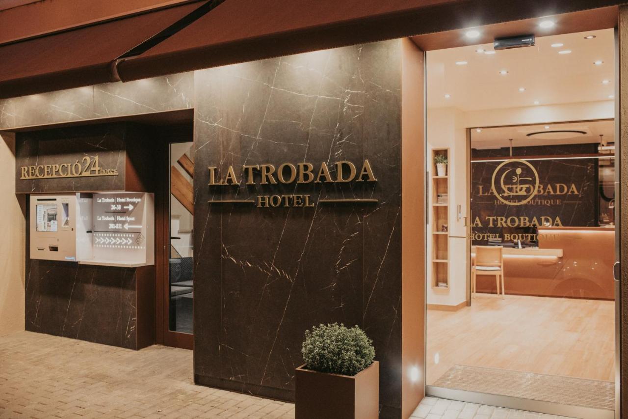 La Trobada Hotel Sport Ripoll Exterior photo