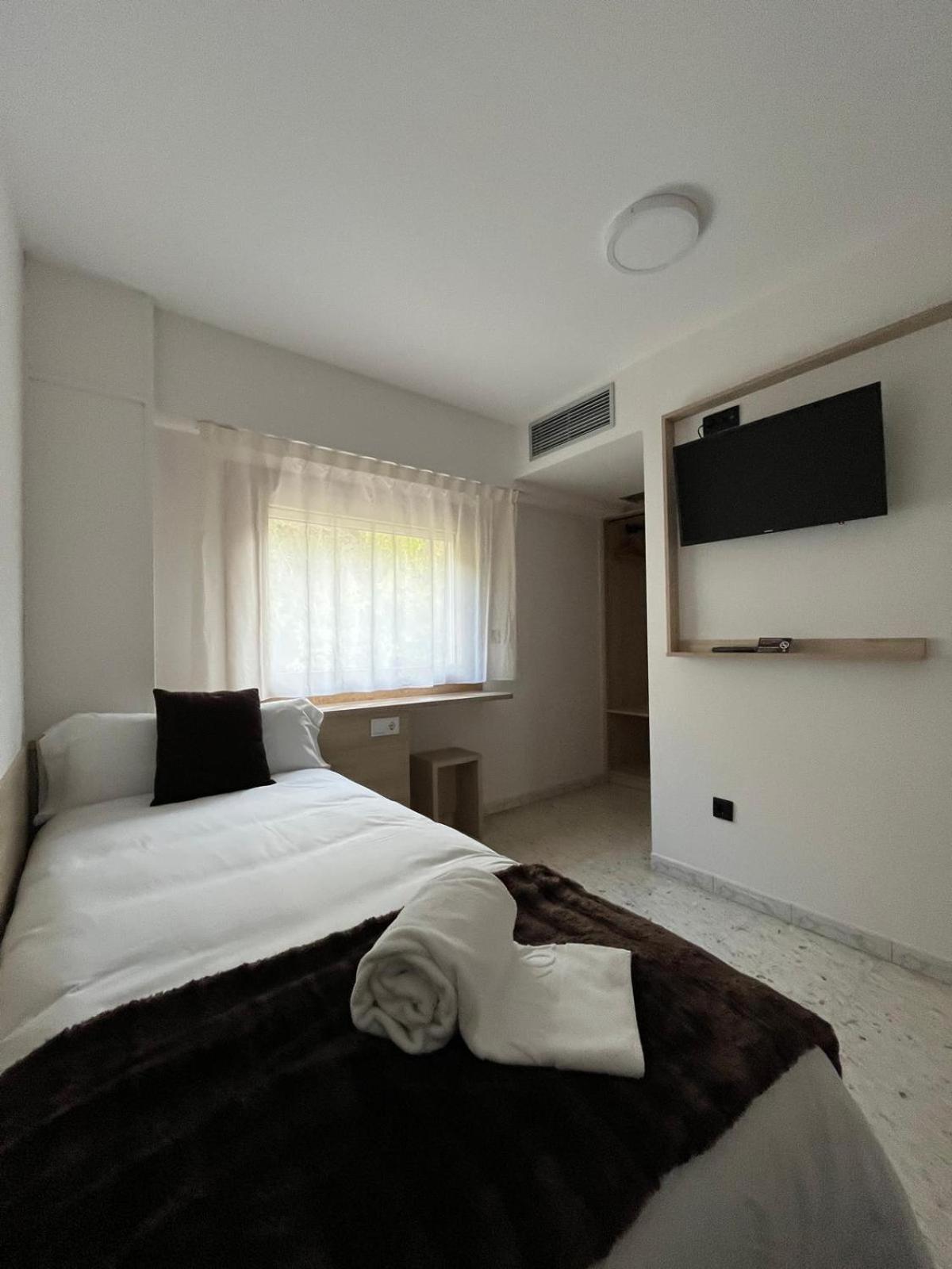 La Trobada Hotel Sport Ripoll Exterior photo